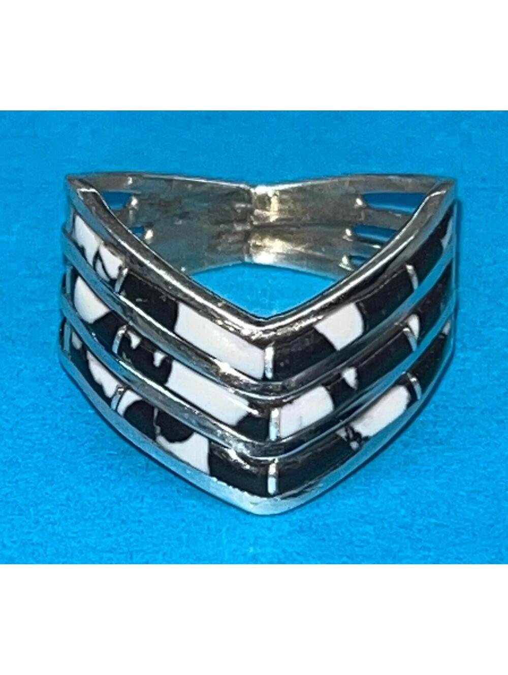 Native American Navajo handmade sterling silver inlay turquoise band ring size 8